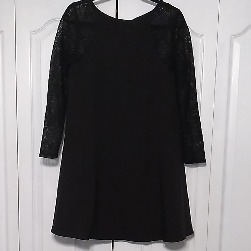Black A-line Long Sleeve Cocktail Dress